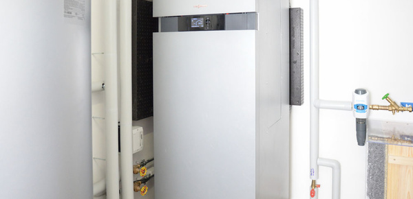 Wärme­pumpen bei J & Z Elektro- und Datentechnik GmbH in Frankfurt / Rödelheim