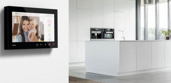 Gira Wohnungsstation bei J & Z Elektro- und Datentechnik GmbH in Frankfurt / Rödelheim