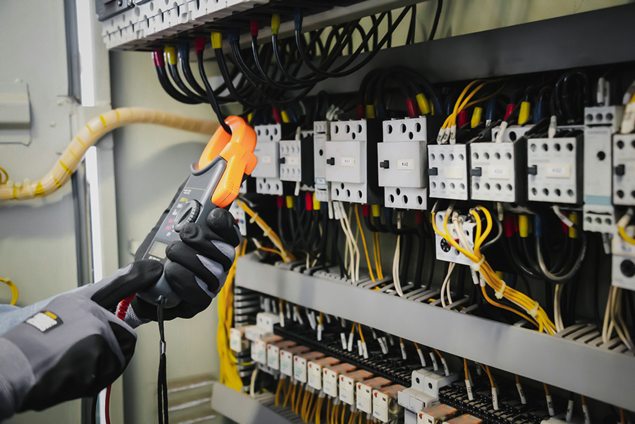 DGUV Vorschrift 3-Check bei J & Z Elektro- und Datentechnik GmbH in Frankfurt / Rödelheim