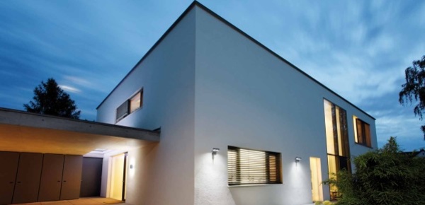 Außen­beleuchtung bei J & Z Elektro- und Datentechnik GmbH in Frankfurt / Rödelheim
