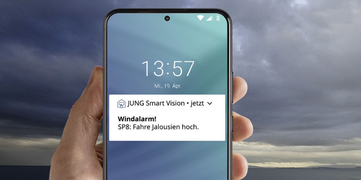 JUNG Smart Panel 8 bei J & Z Elektro- und Datentechnik GmbH in Frankfurt / Rödelheim