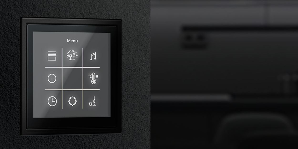 LS TOUCH bei J & Z Elektro- und Datentechnik GmbH in Frankfurt / Rödelheim