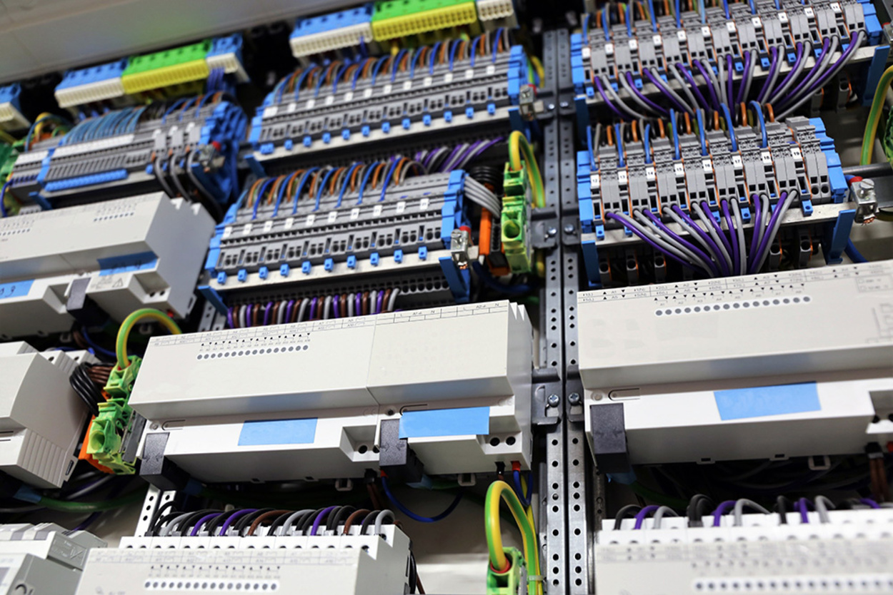 KNX-Planung bei J & Z Elektro- und Datentechnik GmbH in Frankfurt / Rödelheim